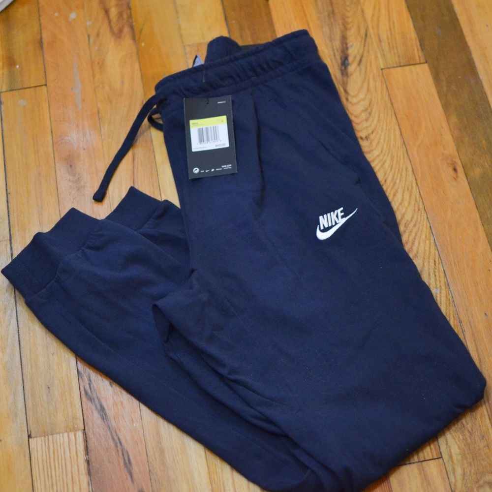 Nike Lightweight Joggers